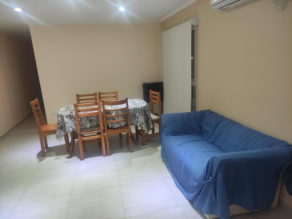 Belgrano 658 Nqn - Piso 1 Dto 1 Apartment เนวเก็น ภายนอก รูปภาพ